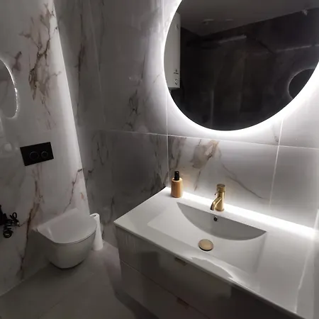Galeria 3 Lustra Appartement