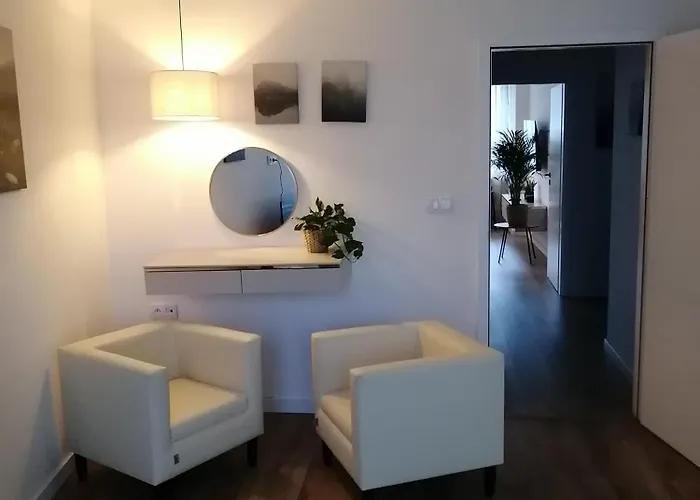 Daire Galeria 3 Lustra